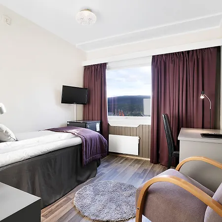 Bardufoss Hotell ホテル 2*